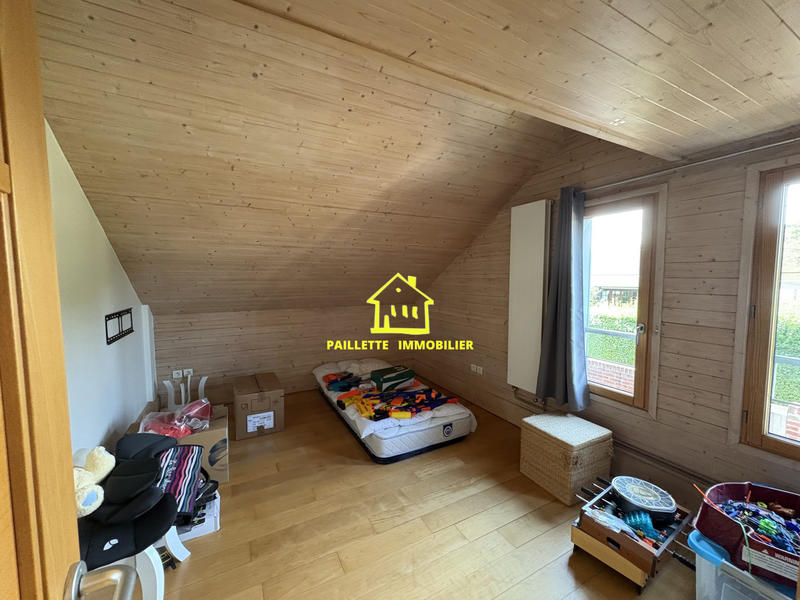 Maison - 201 m² - 6 pièces