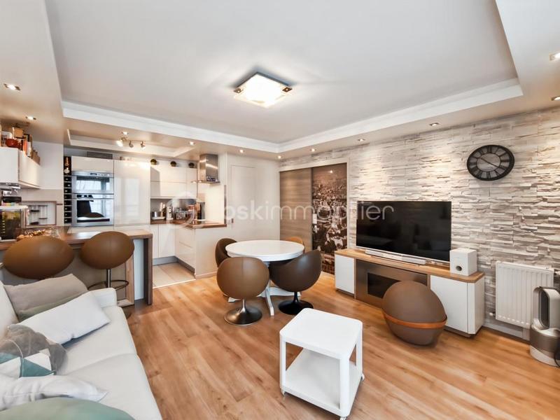 Appartement - 60 m² - 3 pièces