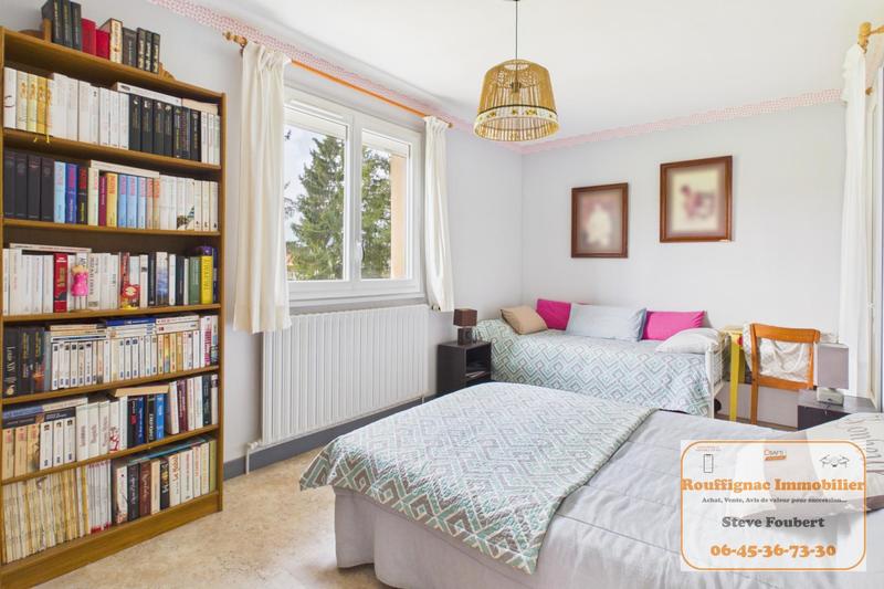 Maison - 185 m² - 7 pièces