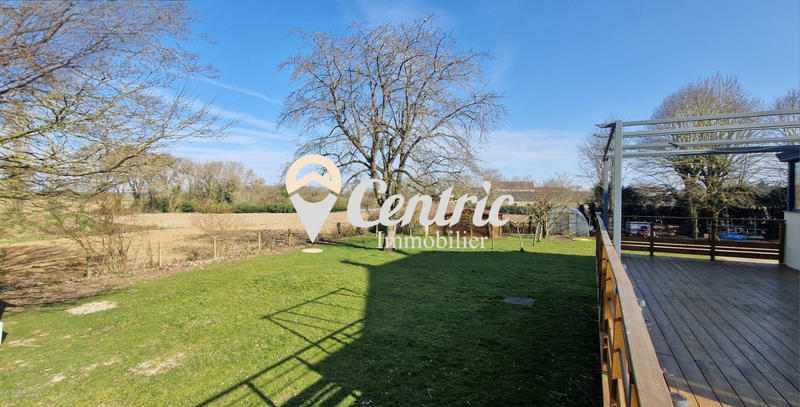 Maison - 303 m² - 7 pièces