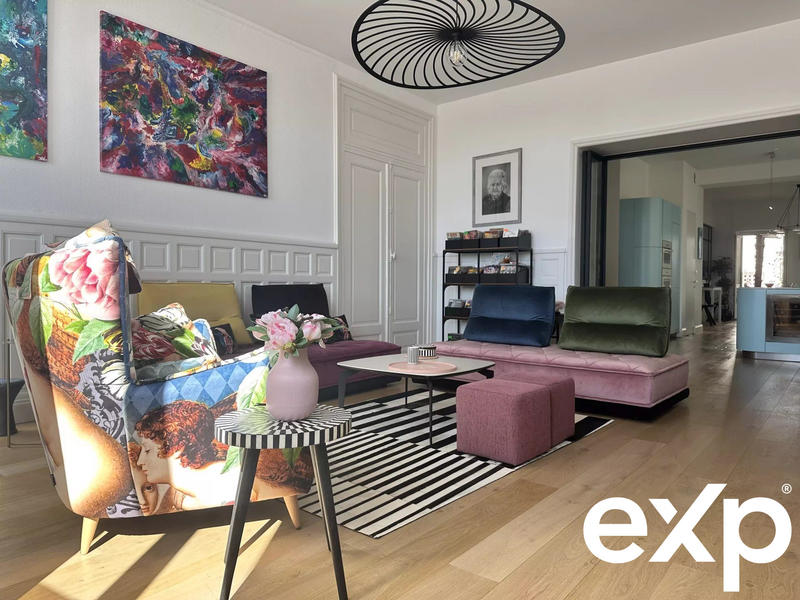 Appartement - 153 m² - 6 pièces