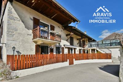 Maison de village - 120 m² - 4 pièces