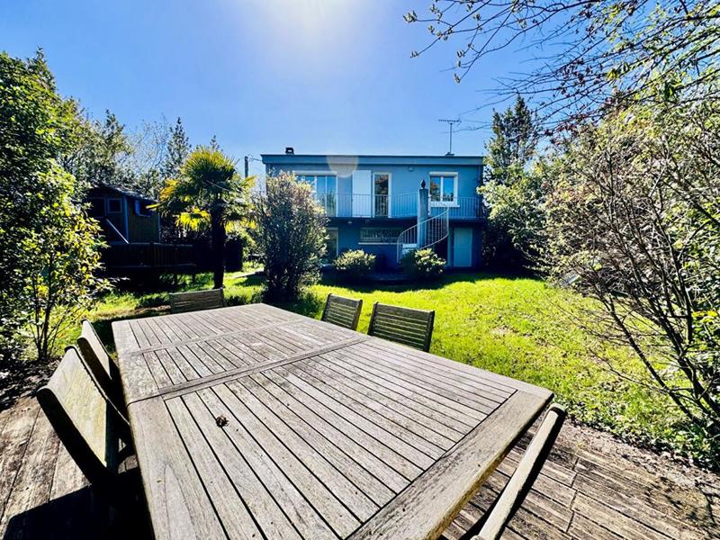 Maison - 133 m² - 6 pièces