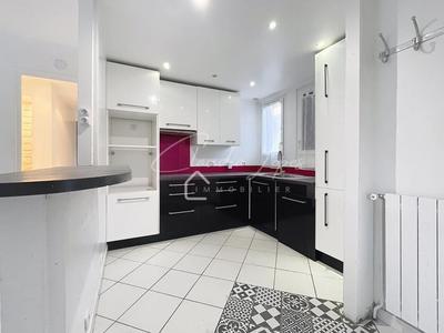 Maison - 65 m² - 6 pièces