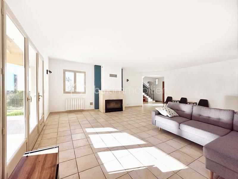 Maison - 157 m² - 7 pièces