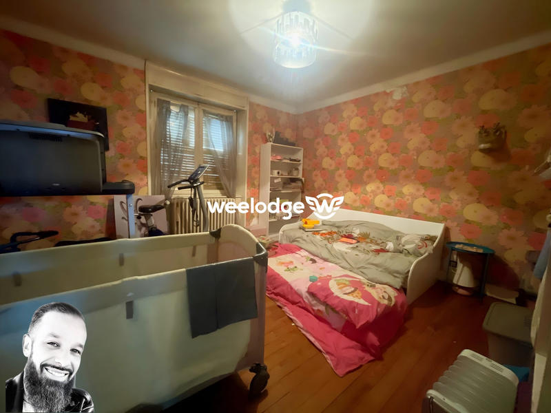 Maison - 170 m² - 7 pièces