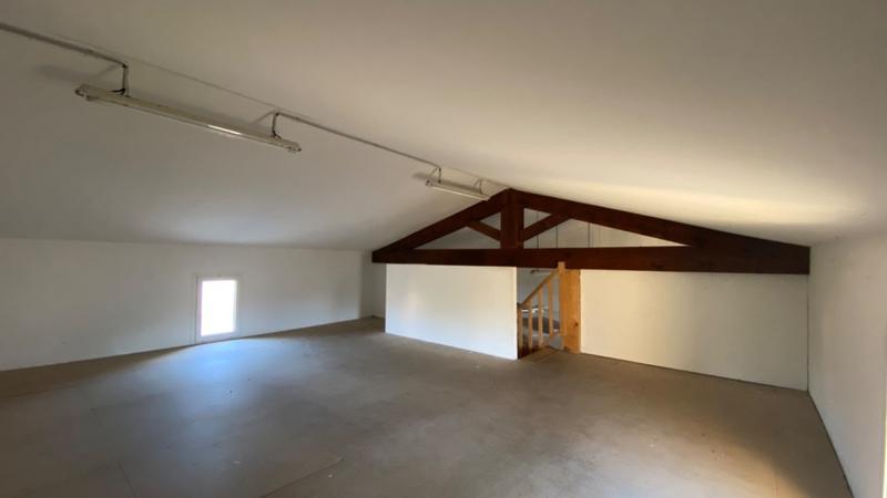 Local commercial - 119 m² - 3 pièces