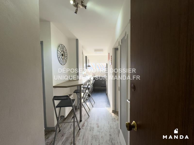 Chambre - 10 m² - 4 pièces