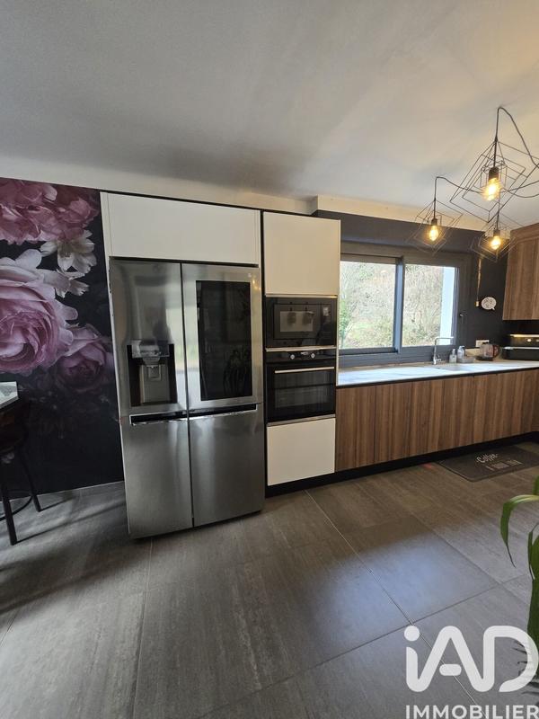 Maison - 186 m² - 6 pièces