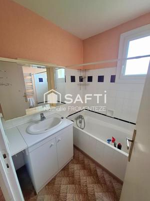 Maison - 65 m² - 4 pièces