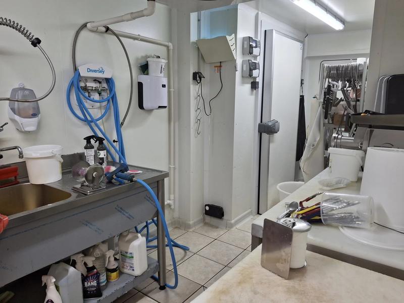 Magasins - 53 m² - 4 pièces