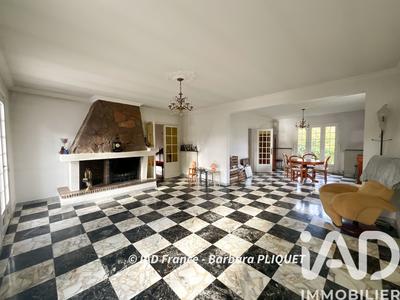 Maison - 144 m² - 7 pièces