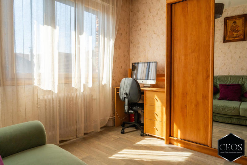 Maison ancienne - 272 m² - 14 pièces