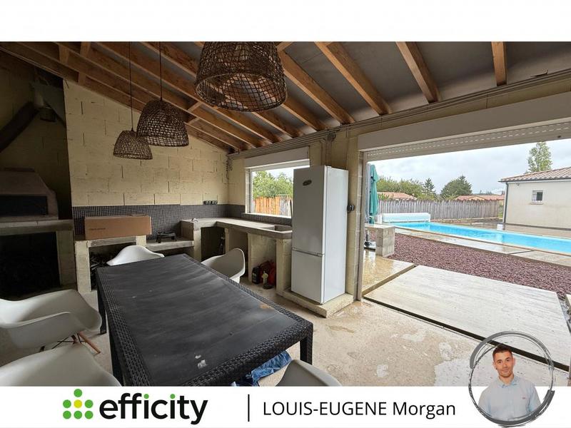 Pavillon - 136 m² - 7 pièces