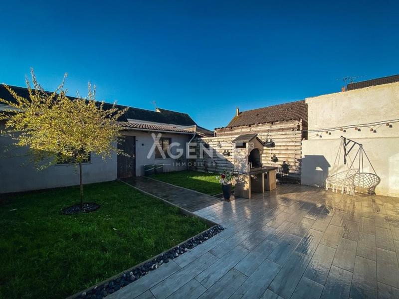 Maison - 104 m² - 4 pièces