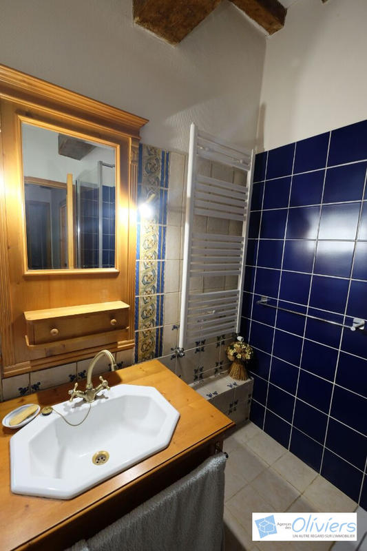 Maison - 285 m² - 8 pièces