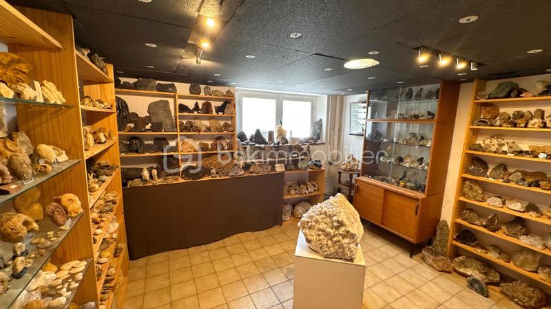 Maison traditionnelle - 122 m² - 5 pièces