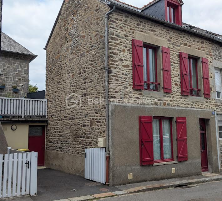 Maison - 85 m² - 4 pièces