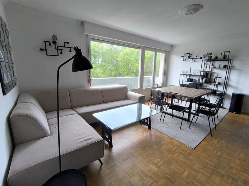 Appartement - 99 m² - 6 pièces