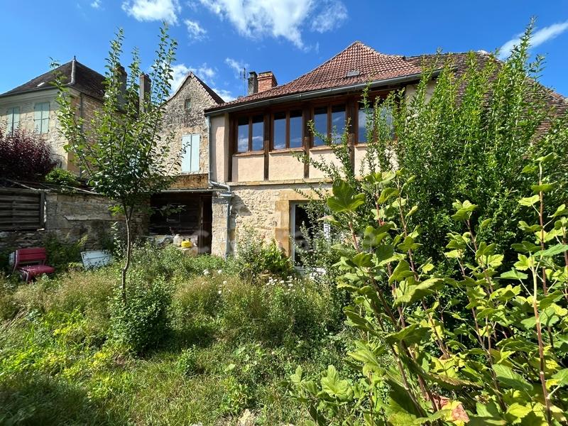 Maison - 211 m² - 4 pièces