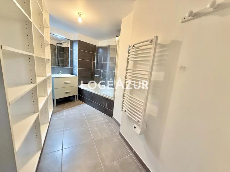 Appartement - 57 m² - 3 pièces