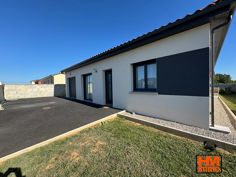 Maison - 92 m² - 4 pièces