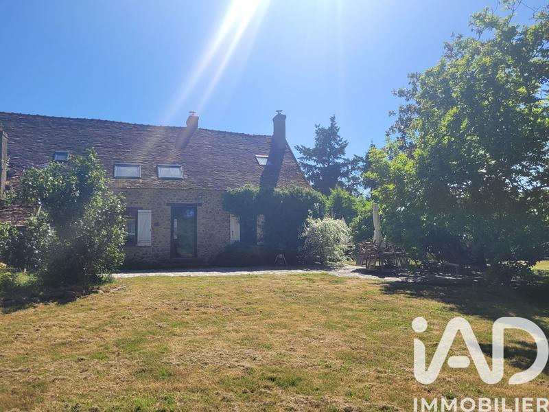 Maison - 280 m² - 10 pièces