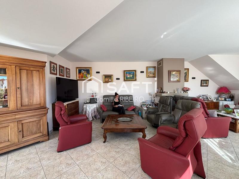 Maison - 280 m² - 5 pièces