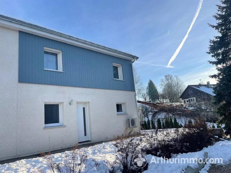 Maison - 98 m² - 4 pièces