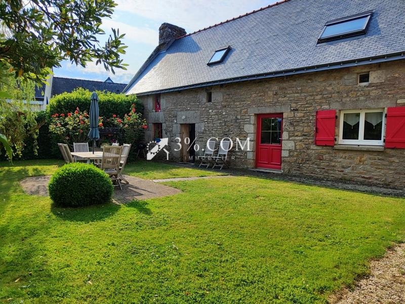 Propriété - 181 m² - 9 pièces