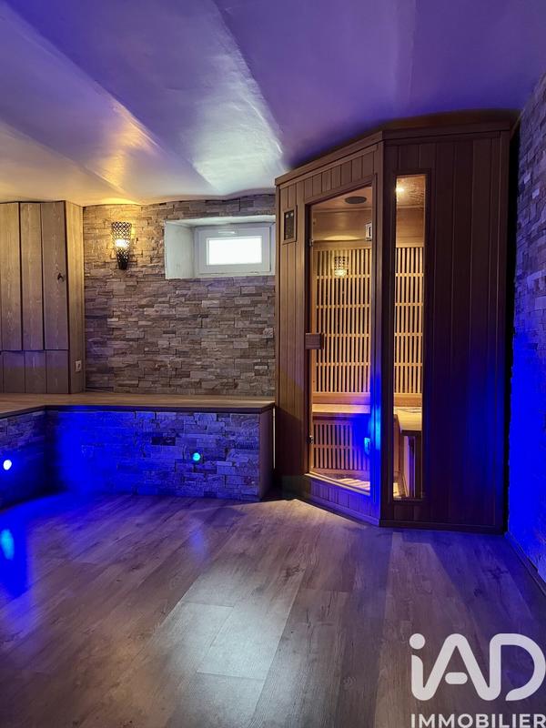 Maison - 175 m² - 8 pièces