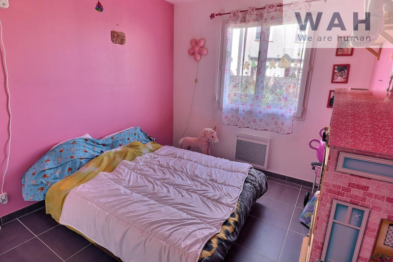 Villa - 80 m² - 4 pièces