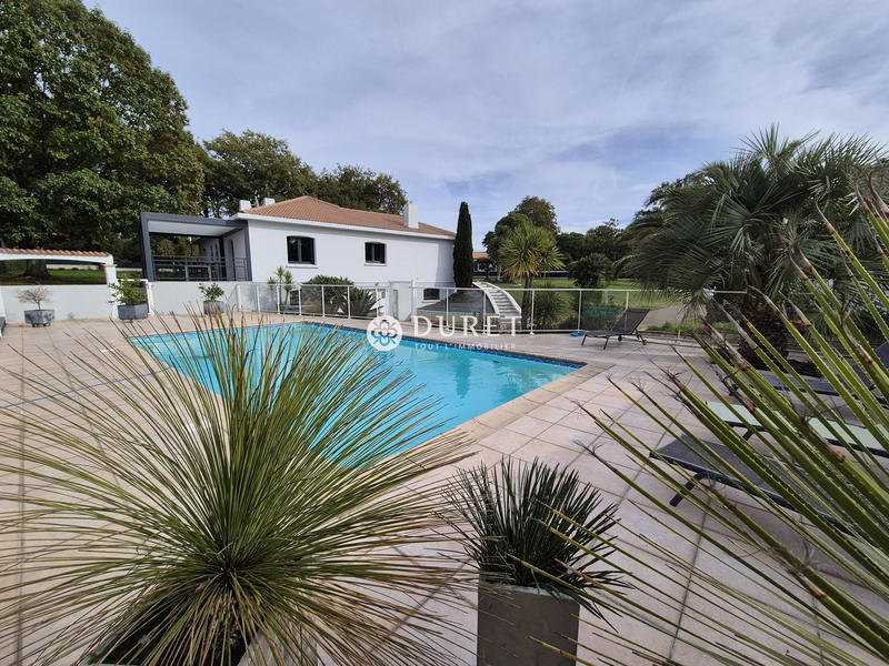 Maison traditionnelle - 125 m² - 4 pièces