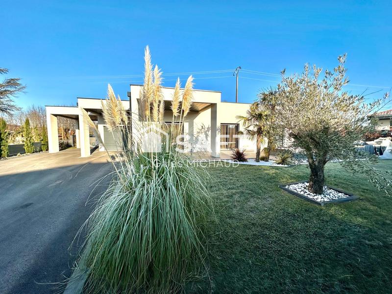 Maison - 105 m² - 5 pièces