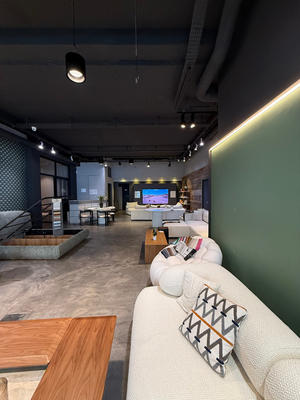 Local commercial - 254 m² - 6 pièces