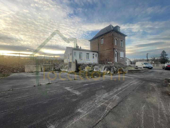 Parking / Garage - 80 m²