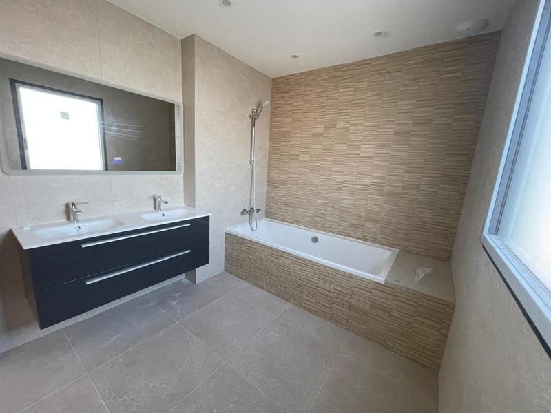 Maison - 118 m² - 6 pièces