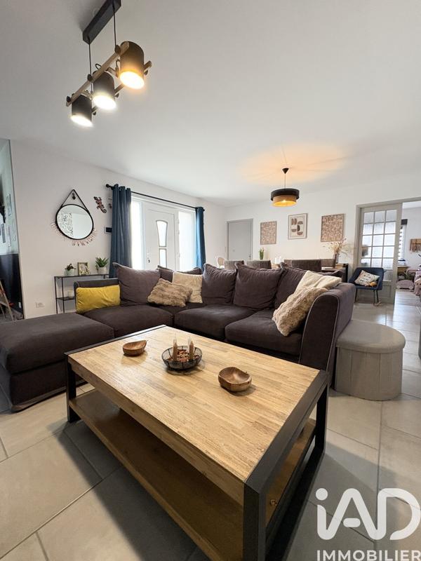 Maison - 95 m² - 5 pièces