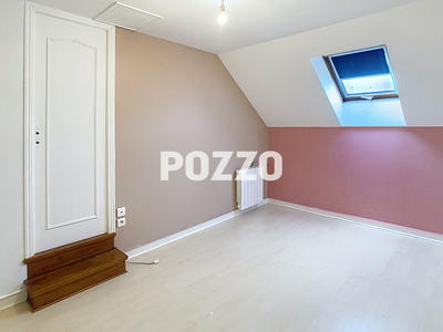 Maison - 85 m² - 5 pièces