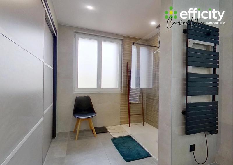 Maison - 105 m² - 5 pièces