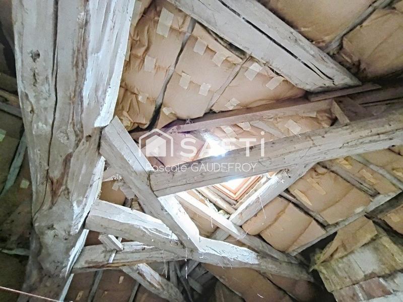 Maison - 270 m² - 9 pièces