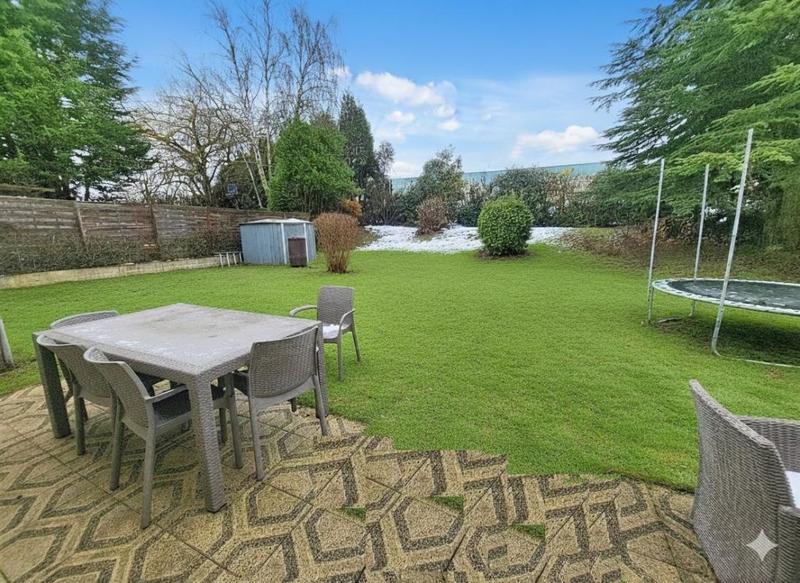 Maison - 122 m² - 4 pièces