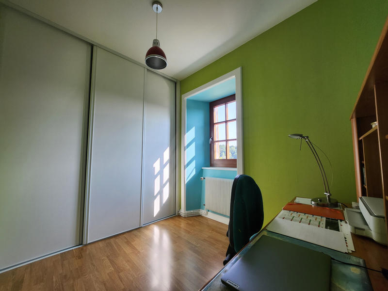 Maison - 95 m² - 5 pièces