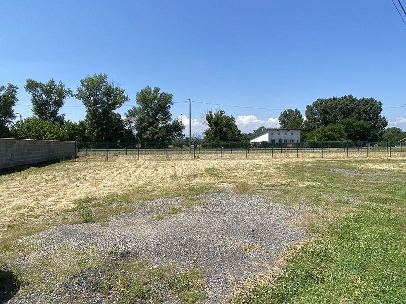 Bureau - 1 100 m² - 1 pièce