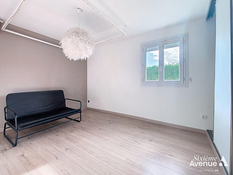 Maison - 142 m² - 7 pièces