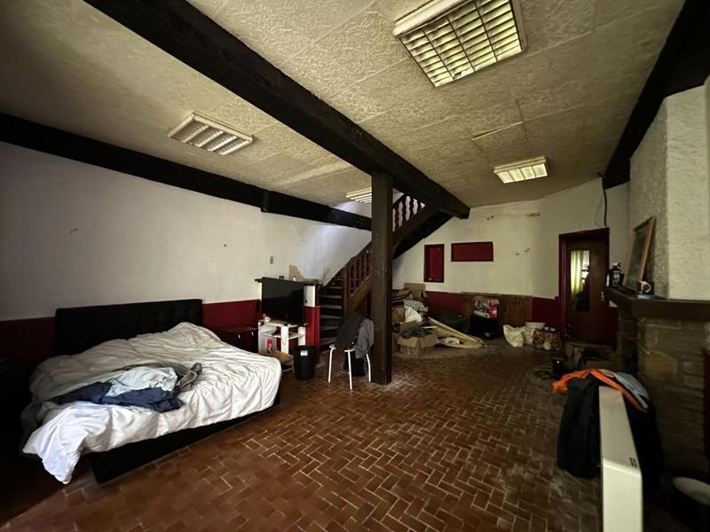 Maison - 193 m² - 6 pièces