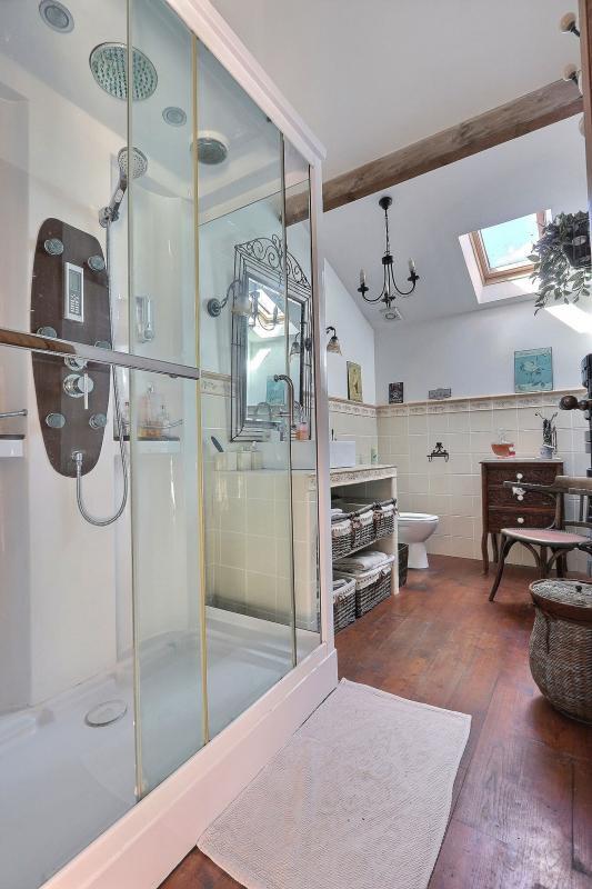 Maison - 373 m² - 10 pièces