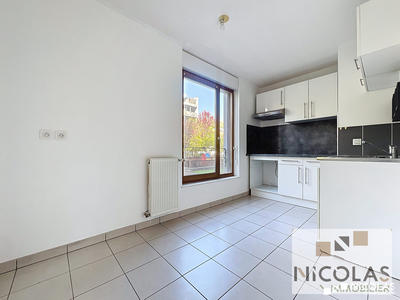 Appartement - 83 m² - 4 pièces