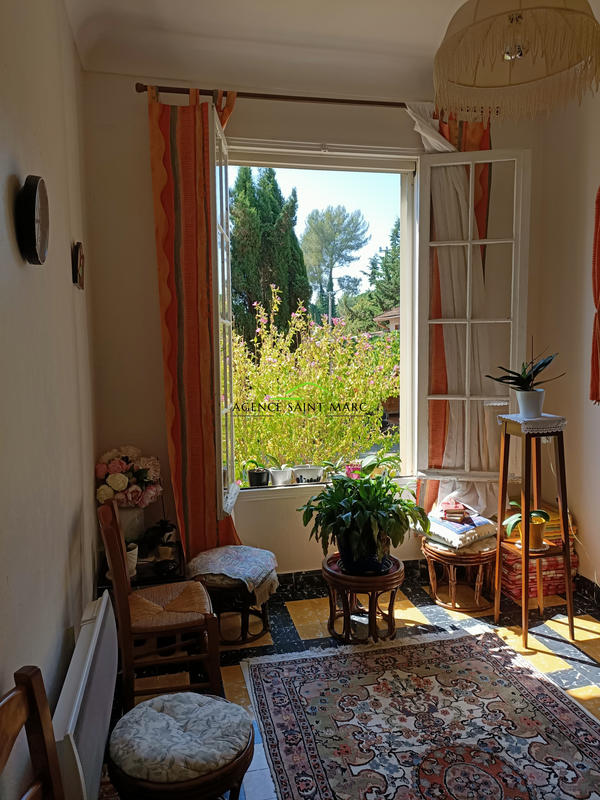 Propriété - 209 m² - 7 pièces