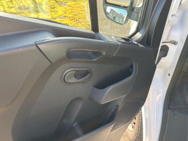 Renault Master Fourgon Fgn Trac F3500 L2h2 Blue Dci 150 Bvr Grand Confort